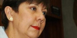 La rectora García Arocha