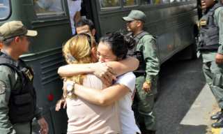 Liberan-detenidos-1302-320x192 Venezuela Awareness