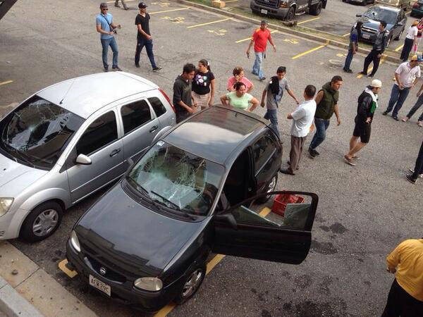 Tupamaros atacan M Venezuela Awareness